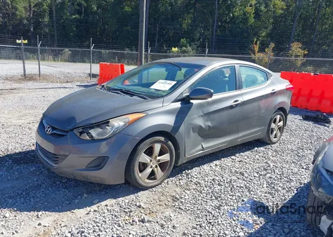 2013 Hyundai Elantra Gls z USA, uszkodzony, nr VIN 5NPDH4AE9DH368391